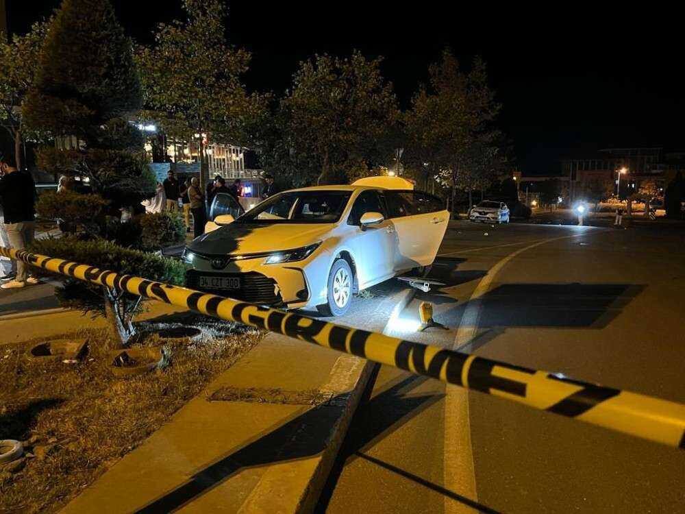 İstanbul da Mafya savaşı 1 emekli polis koruma öldü, 1 emekli polis koruma ve mafya liderinin yeğeni yaralandı