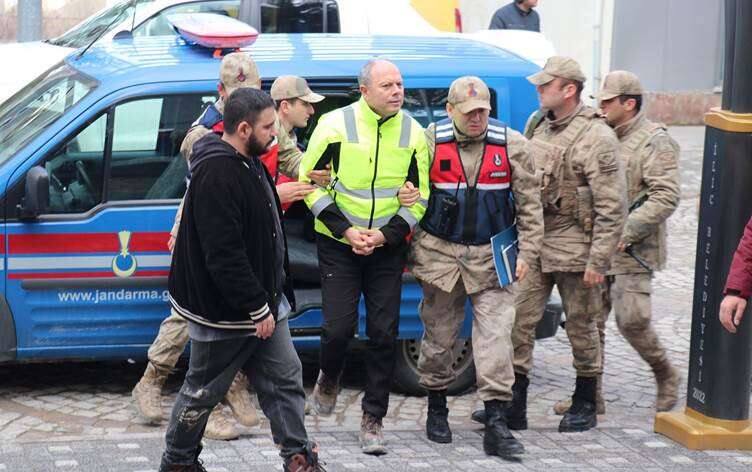 maden ocağında toprak kayması soruşturmasında gözaltına alınan şirketin Türkiye’deki müdürü C.D. adli kontrol şartıyla serbest bırakıldı.
