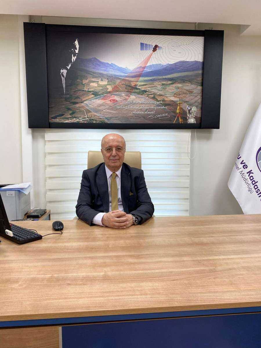 Çatalca da Yeni Tapu Müdürü Mustafa Sarıbıyık Göreve başladı
