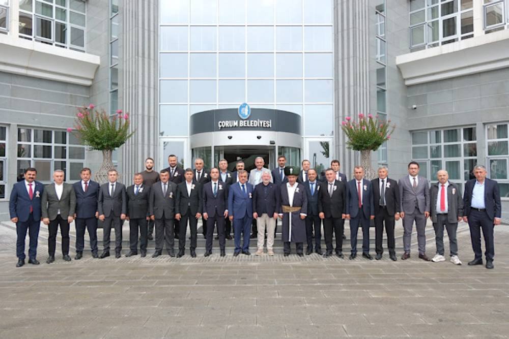 Çorum’da Yılın Ahisi Yüksel Yılmaz’dan Başkan Aşgın’a ziyaret
