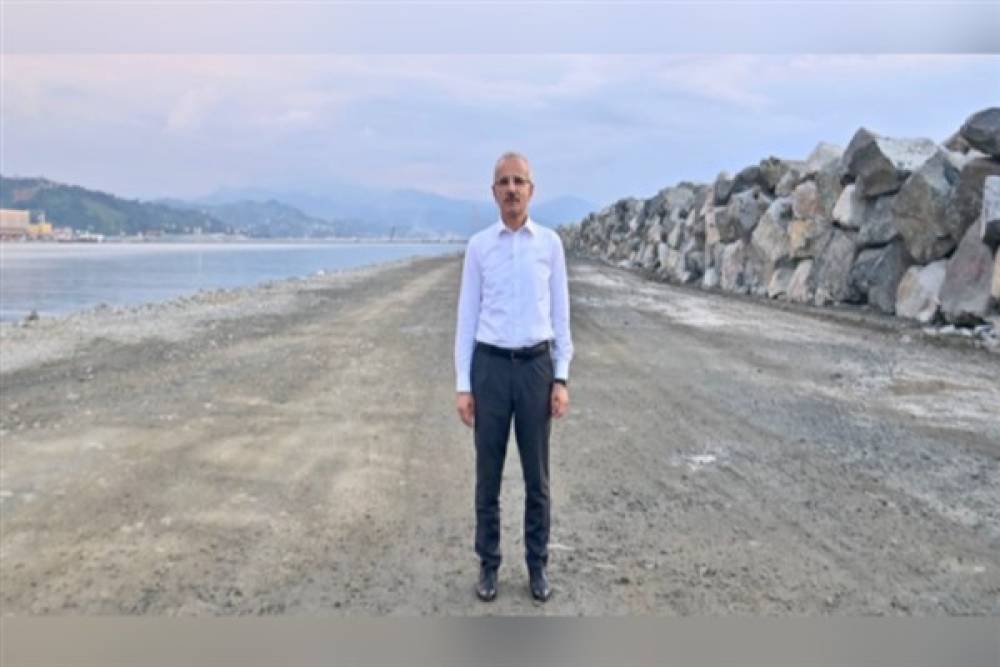Bakan Uraloğlu, Niğde heyetiyle ulaşım ve altyapı yatırımlarını görüştü