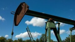 Petrol fiyatları yükseldi