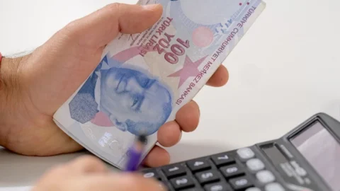 2027’de memura fazla mesai ve harcırah zammı: Kim ne kadar alacak?