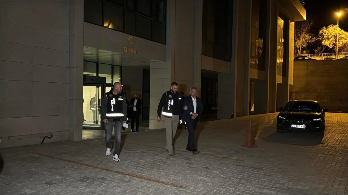 YAHŞİHAN BELEDİYESİNDE DEV YOLSUZLUK OPERASYONU: 9 İSİM GÖZALTINDA, 2 BİN 31 TAŞINMAZA TEDBİR