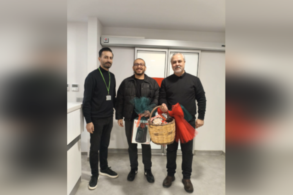 İzmit Belediyesi'nden yılbaşında hastane personeli ve kolluk kuvvetlerine ziyaret