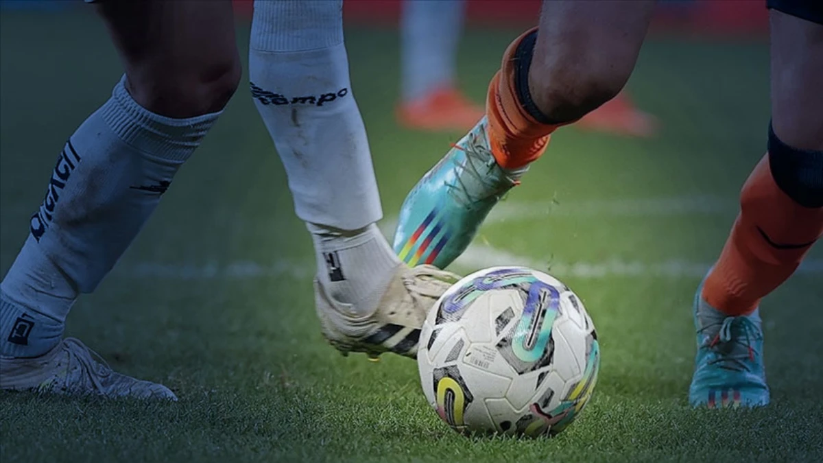 Futbolda ara transfer d&ouml;nemi başlıyor: 6 Şubat'a kadar s&uuml;recek