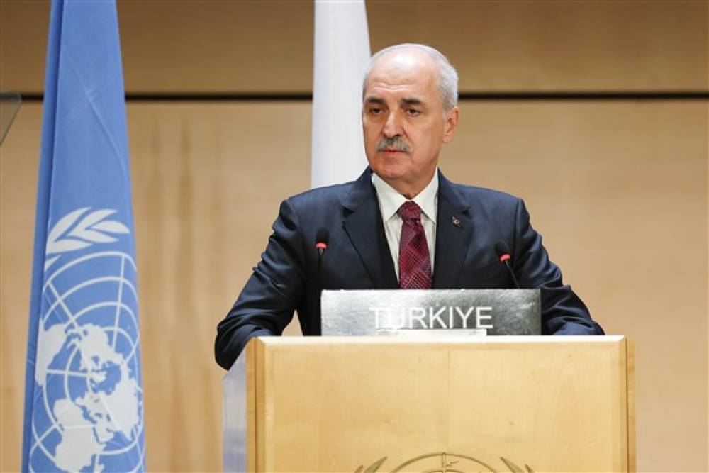 TBMM Başkanı Kurtulmuş, YKS İstanbul şampiyonlarıyla buluştu