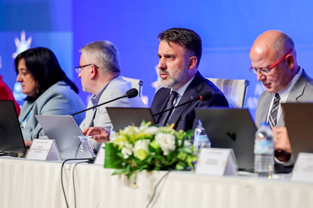 Başkan Vekili Biba: Asfalt &ccedil;alışmalarını 12 kat artırdık 