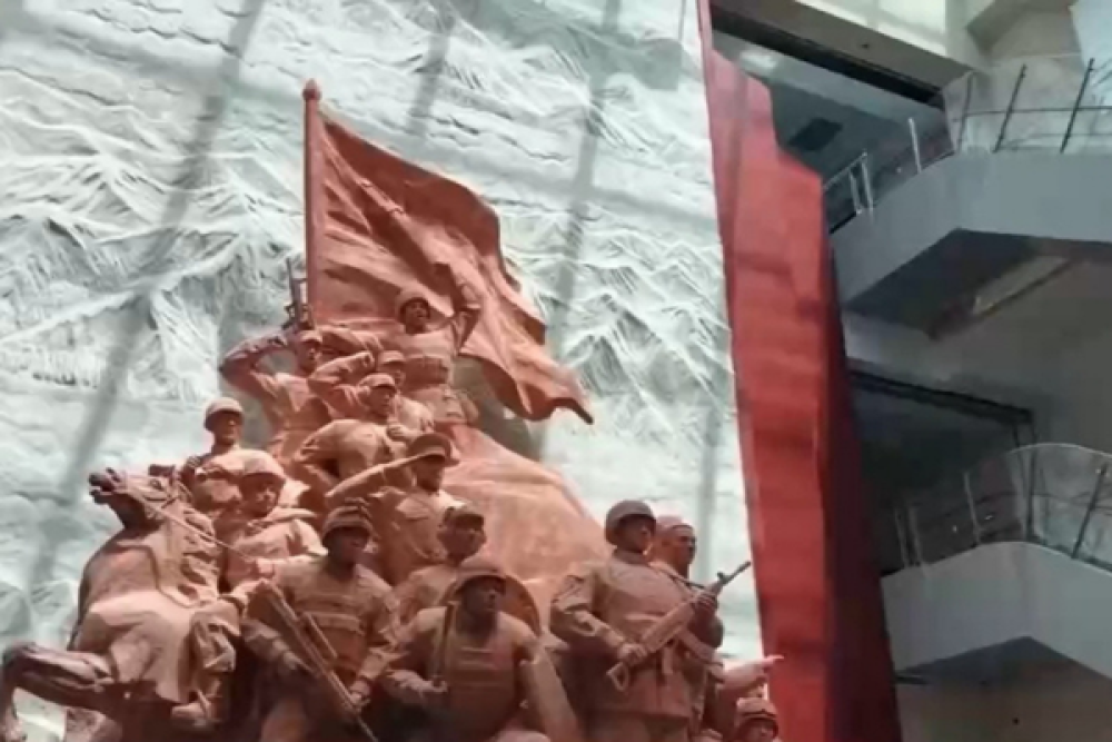 Xinjiang Devrim Askeri M&uuml;zesi a&ccedil;ıldı