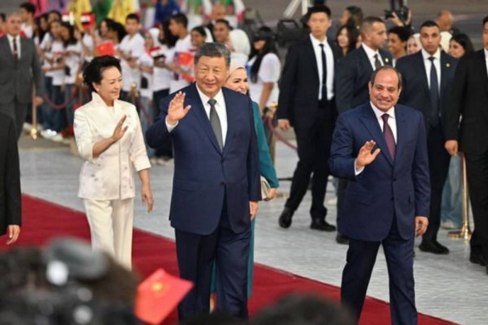 Cumhurbaşkanı Xi Jinping Mısır&rsquo;da