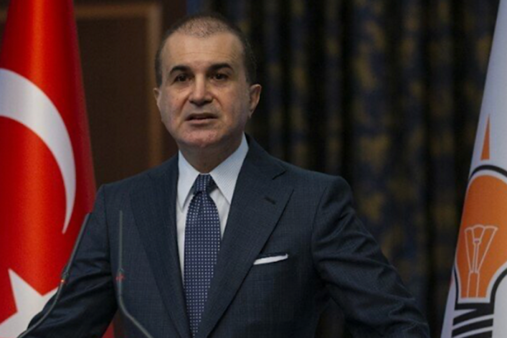  &Ccedil;elik: Cumhurbaşkanımızı Franco ile kıyaslamak akıl ve izan yoksunluğudur