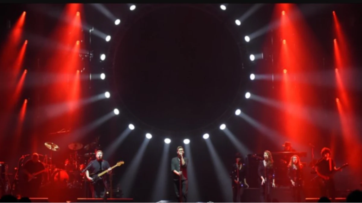 Arap pop m&uuml;ziğinin d&uuml;nyaca &uuml;nl&uuml; ismi Amr Diab ilk kez T&uuml;rkiye&rsquo;de konser verecek