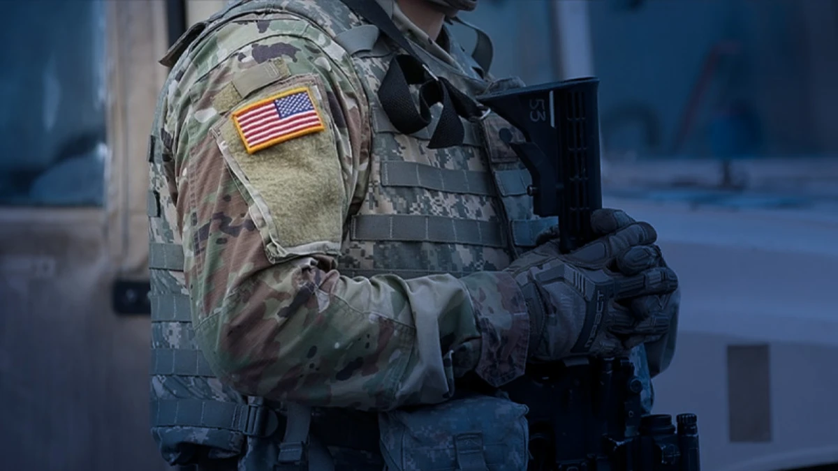 Fransa'dan destek: Orta Doğu'daki &uuml;slerini ABD savaş u&ccedil;aklarına a&ccedil;tılar