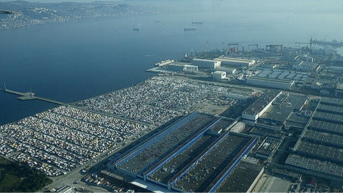 Otomotiv ihracatı martta 3,3 milyar dolar: D&uuml;ş&uuml;şe rağmen liderlik s&uuml;r&uuml;yor