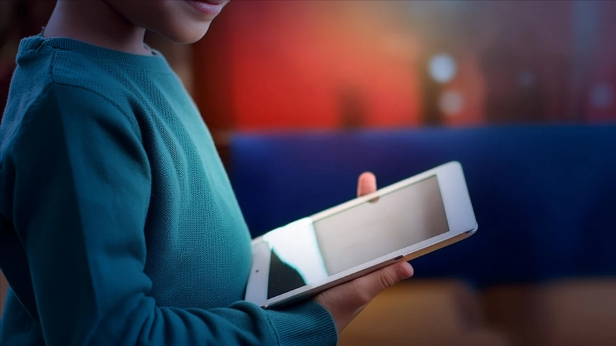 &Ccedil;ocukların dijital g&uuml;venliği i&ccedil;in Apple ile işbirliği g&ouml;r&uuml;şmesi