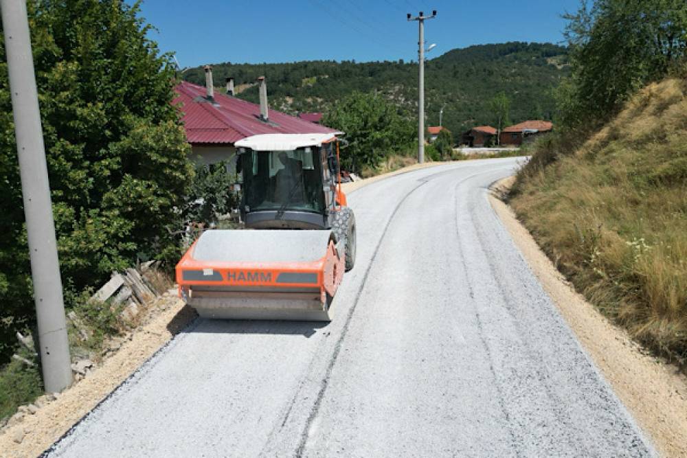  Bursa B&uuml;y&uuml;kşehir'den Keles'te 7 kilometrelik yol &ccedil;alışması