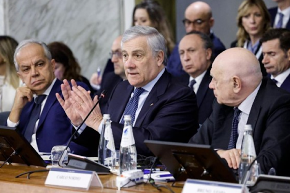Tajani, İranlı mevkidaşı Araghchi ile g&ouml;r&uuml;şt&uuml;: H&uuml;rm&uuml;z Boğazı ve L&uuml;bnan g&uuml;ndemdeydi
