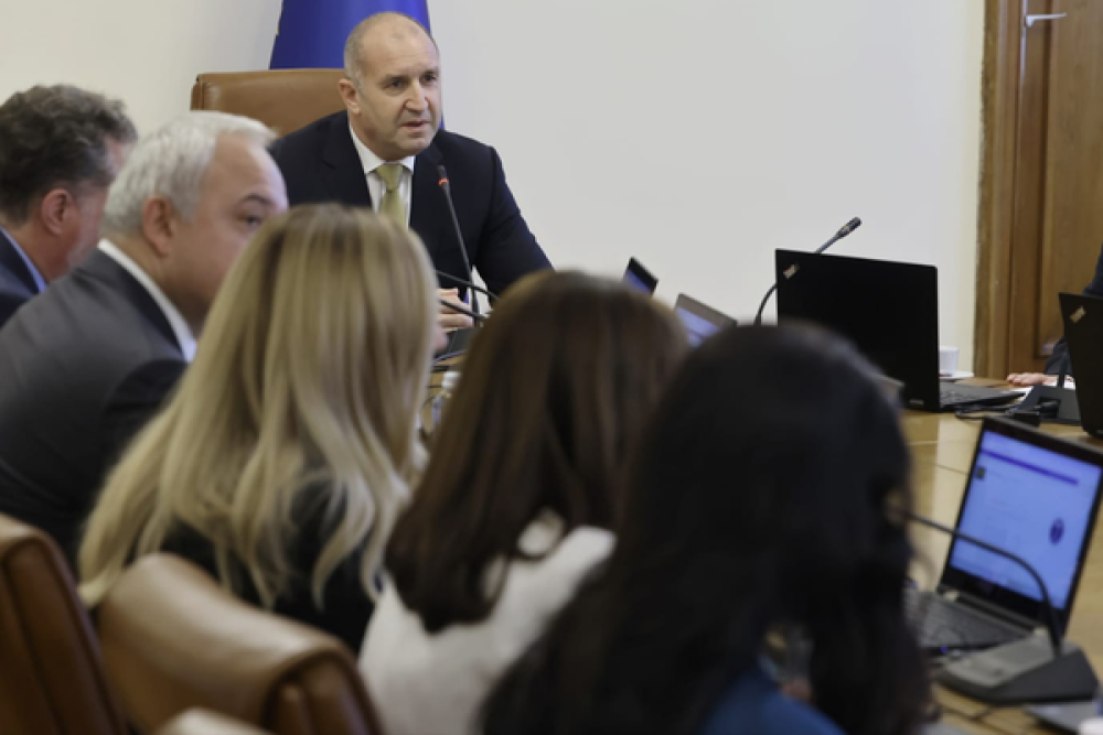 Radev: Bulgaristan, AB fonlarında &ouml;nemli ilerleme kaydetti