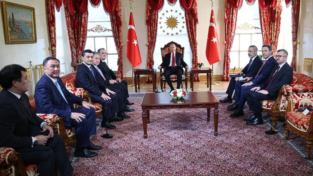T&uuml;rk Devletleri Teşkilatı İstanbul&rsquo;da toplandı: Erdoğan heyeti kabul etti