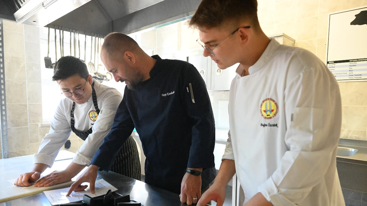 T&uuml;rkiye mesleki yeterlilik tecr&uuml;besini Kazakistan'a aktarıyor