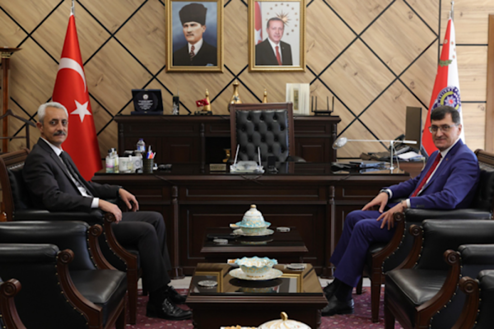 K&uuml;tahya Belediye Başkanı Kahveci&rsquo;den Emniyet M&uuml;d&uuml;r&uuml; Tandoğan&rsquo;a ziyaret