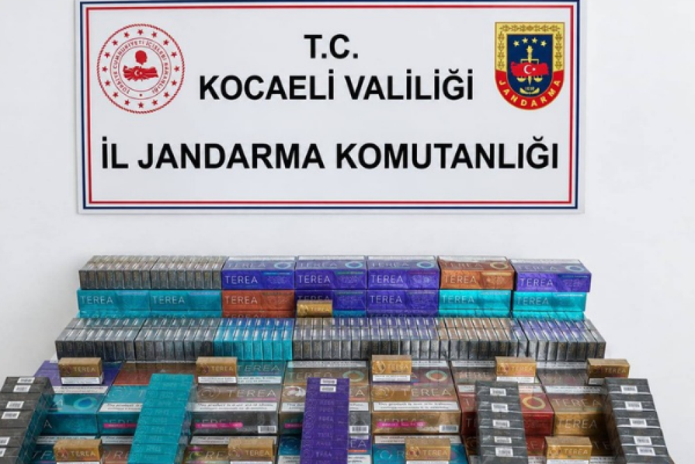 Kocaeli&rsquo;de 400 bin TL değerinde ısıtılmış elektronik sigara t&uuml;t&uuml;n&uuml; ele ge&ccedil;irildi