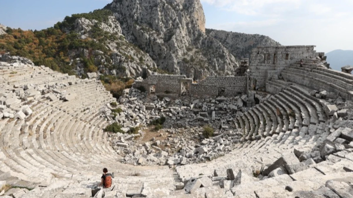 Doğa ve tarihin iç içe geçtiği antik kent: Termessos büyüleyici manzaralarıyla dikkat çekiyor