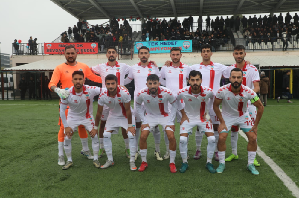 Viranşehir Belediyespor, liderliğini sürdürüyor