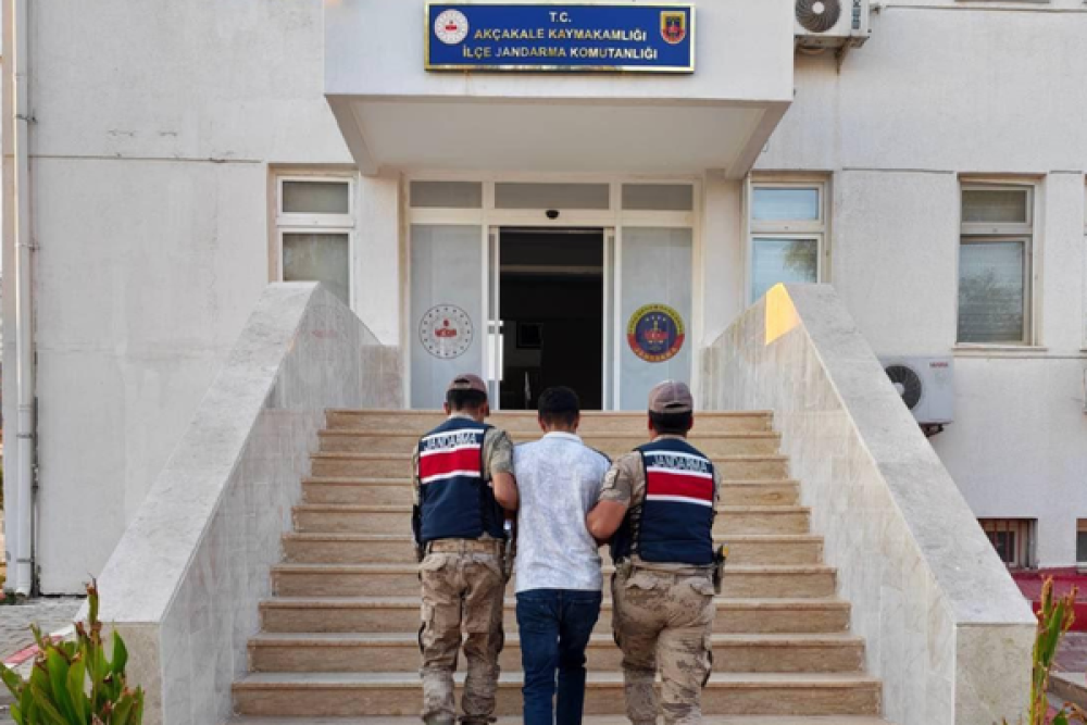 Şanlıurfa&rsquo;da 5 yıl kesinleşmiş hapis cezası bulunan h&uuml;k&uuml;ml&uuml; yakalandı