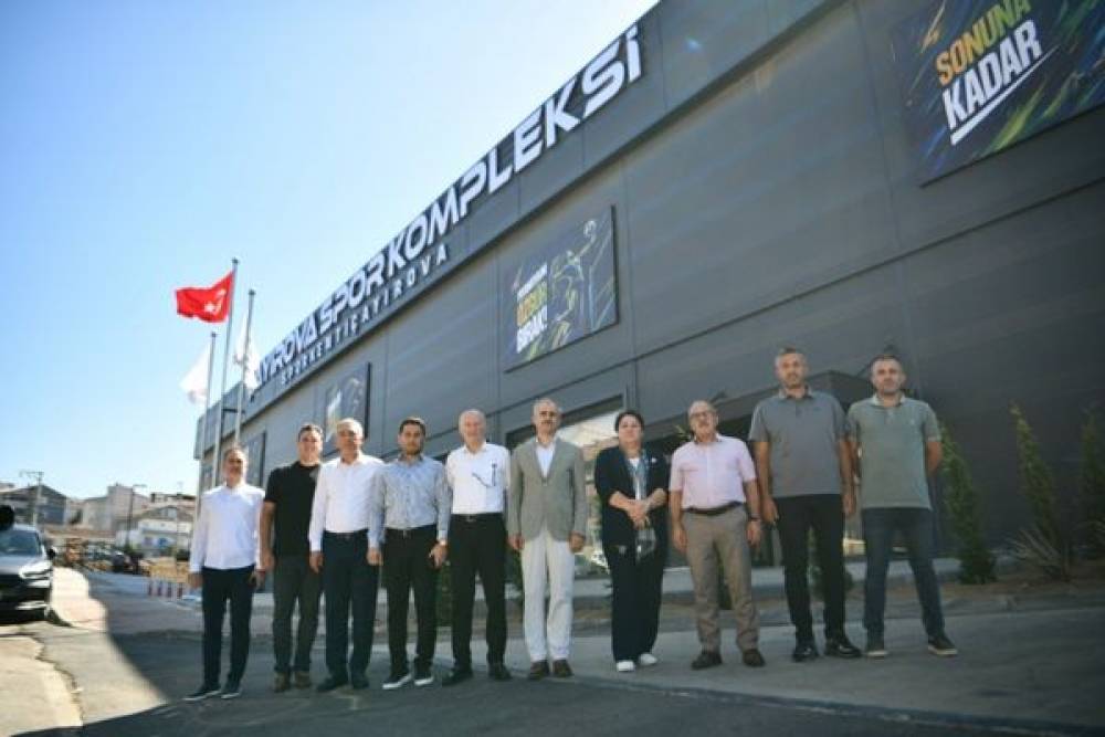&Ccedil;ayırova Belediyesi Spor Kompleksi a&ccedil;ılışa hazırlanıyor