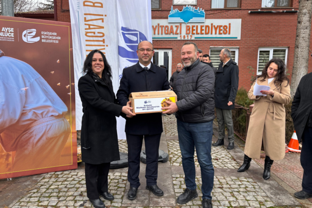 Eskişehir'de arıcılara y&ouml;nelik destekler s&uuml;rd&uuml;r&uuml;l&uuml;yor