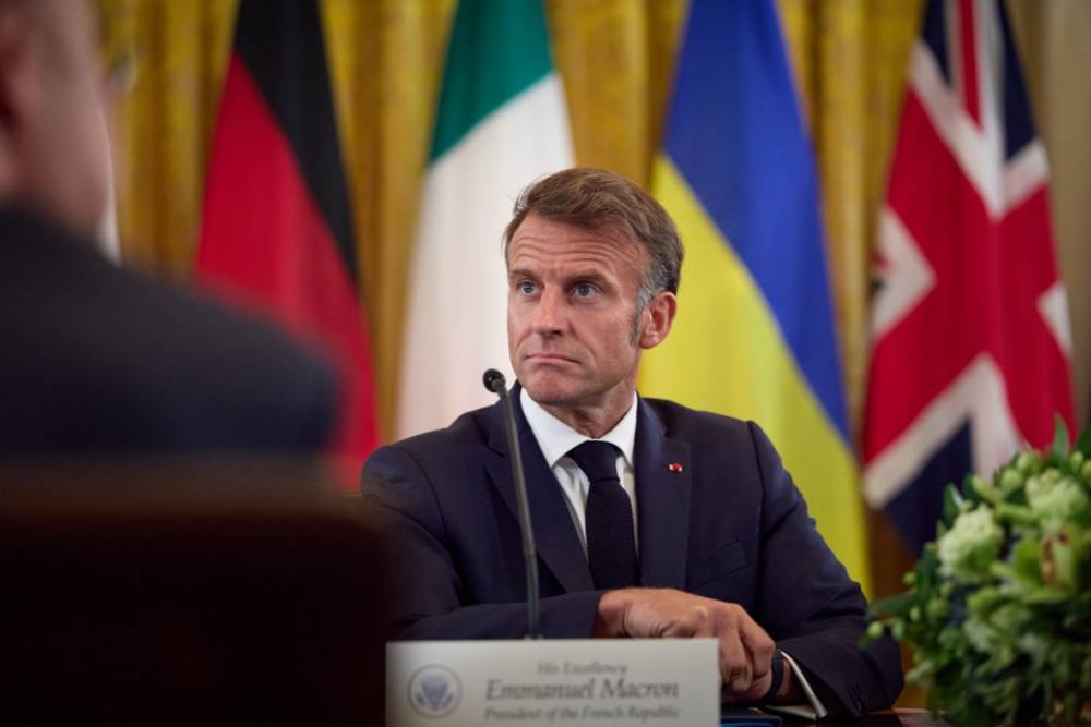 Macron: Ariane 6 ilk kez d&ouml;rt g&uuml;&ccedil;lendiriciyle fırlatıldı