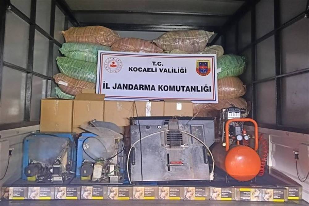 Kocaeli&rsquo;de ka&ccedil;ak t&uuml;t&uuml;n operasyonu