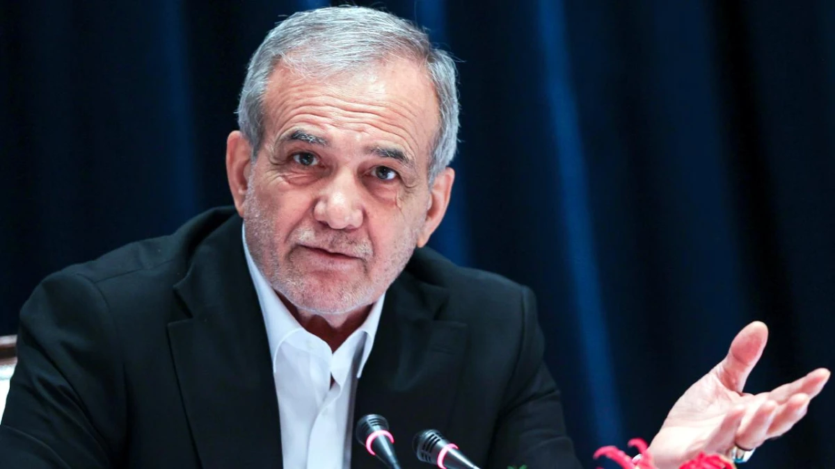 Pezeşkiyan: D&uuml;şmanın en &ouml;nemli hedeflerinden biri ekonomiyi bozmak