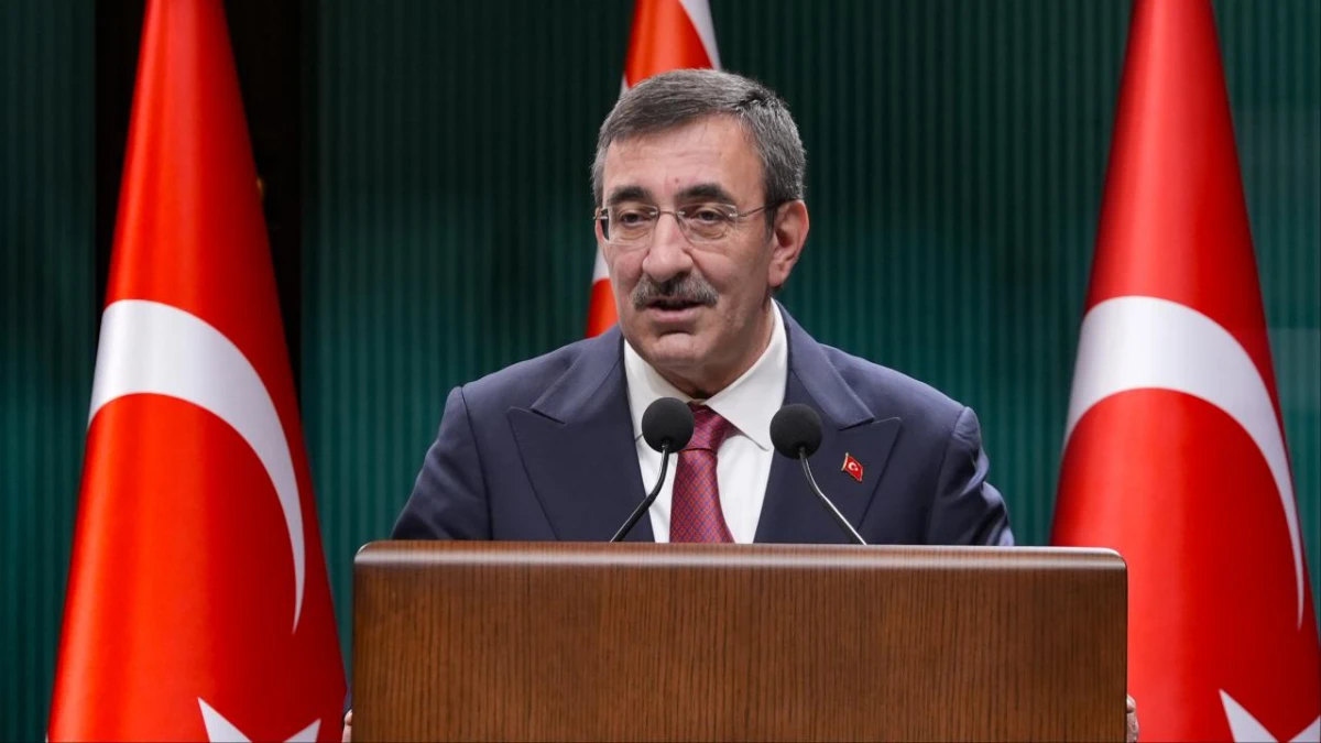 Cevdet Yılmaz: T&uuml;rkiye 2025 yılında bir&ccedil;ok &uuml;lkeden olumlu y&ouml;nde ayrışmıştır