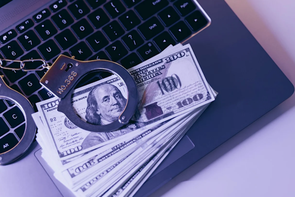 Paravan şirketler &uuml;zerinden su&ccedil; gelirlerini aklama soruşturması