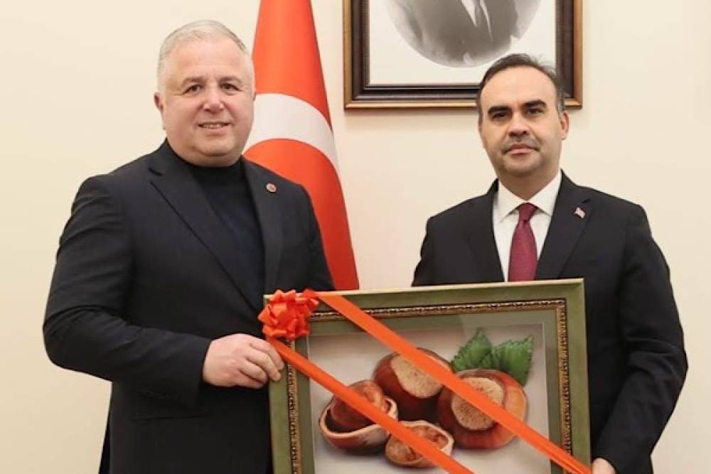 Giresun Belediye Başkan Vekili Kara, Bakan Kacır&rsquo;ı ziyaret etti