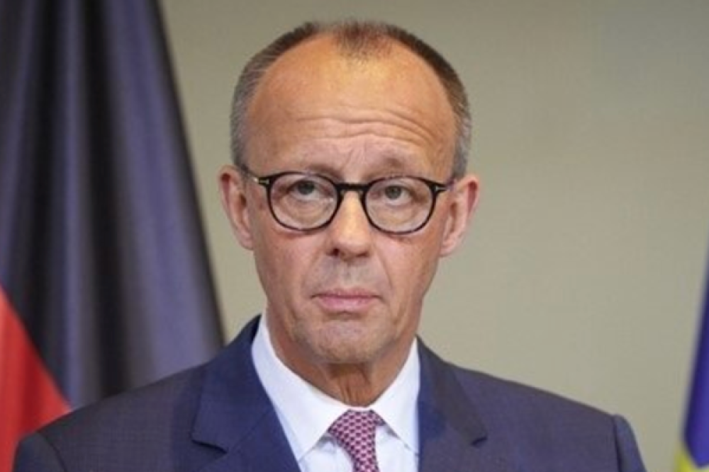  Merz: Avrupa&rsquo;nın g&uuml;c&uuml; rekabet&ccedil;i sanayiye bağlı