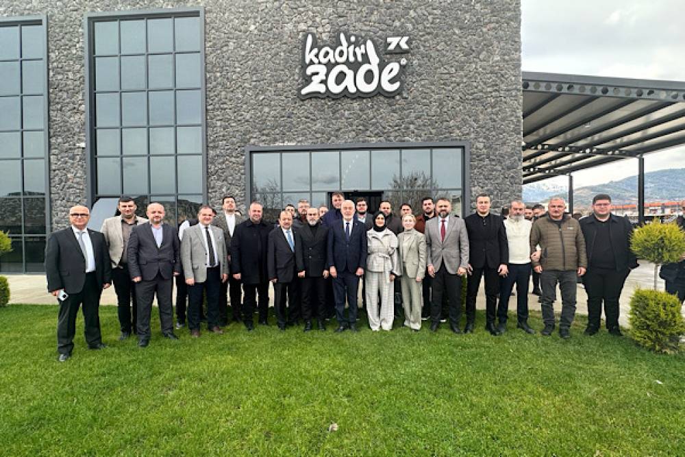 Başkan Başdeğirmen&rsquo;den Kadirzade Gıda&rsquo;ya ziyaret