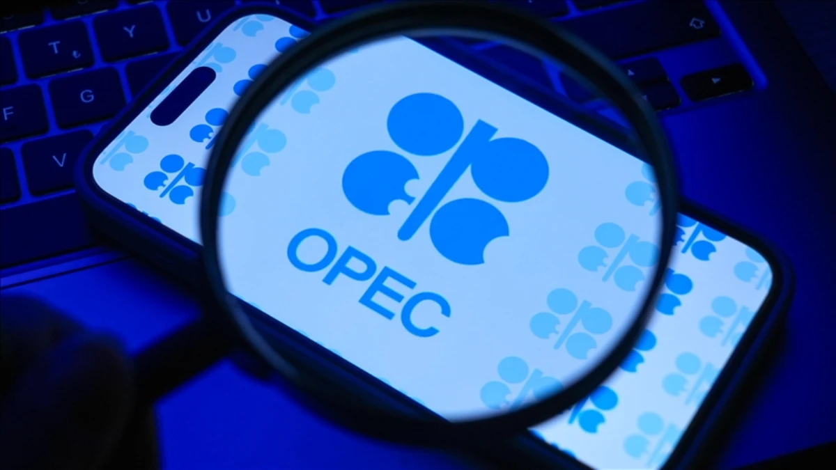 Savaşın etkisi: OPEC+ &uuml;retimi mart ayında 7,7 milyon varil azaldı