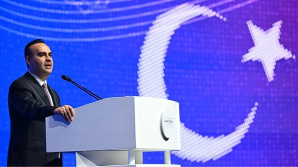 Bakan Kacır&rsquo;dan yapay zeka vurgusu: T&uuml;rkiye kendi yolunu &ccedil;izecek