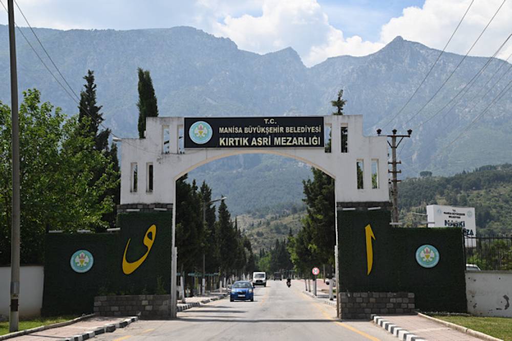 Manisa&rsquo;da tek kişilik mezar yeri tahsisi &uuml;cretsiz oldu