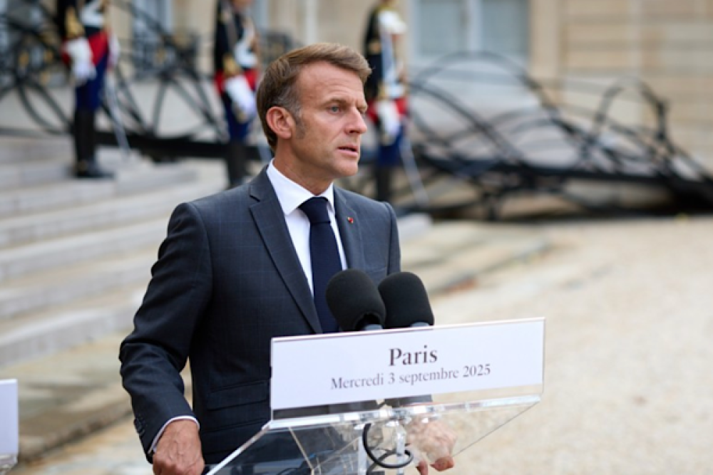 Macron: H&uuml;rm&uuml;z Boğazı'nda seyr&uuml;sefer serbestliği yeniden sağlanmalı