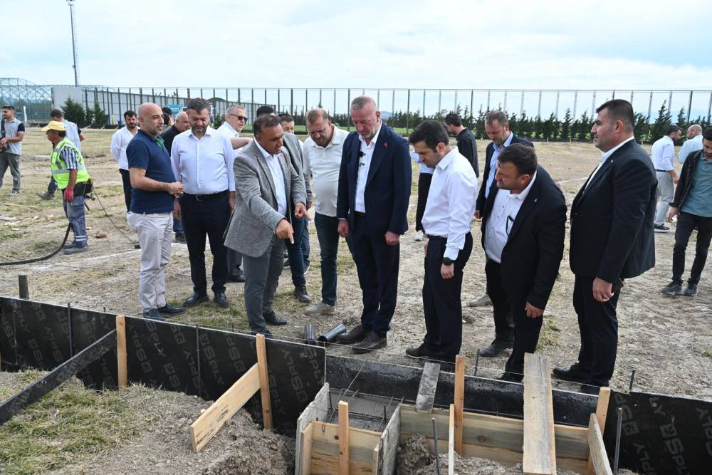 Karacabey&rsquo;de 100 milyon TL&rsquo;lik spor yatırımında &ccedil;alışmalar başladı