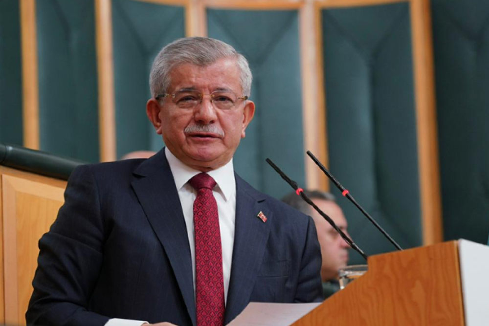 Davutoğlu&rsquo;ndan, Dervişoğlu&rsquo;na tebrik mesajı