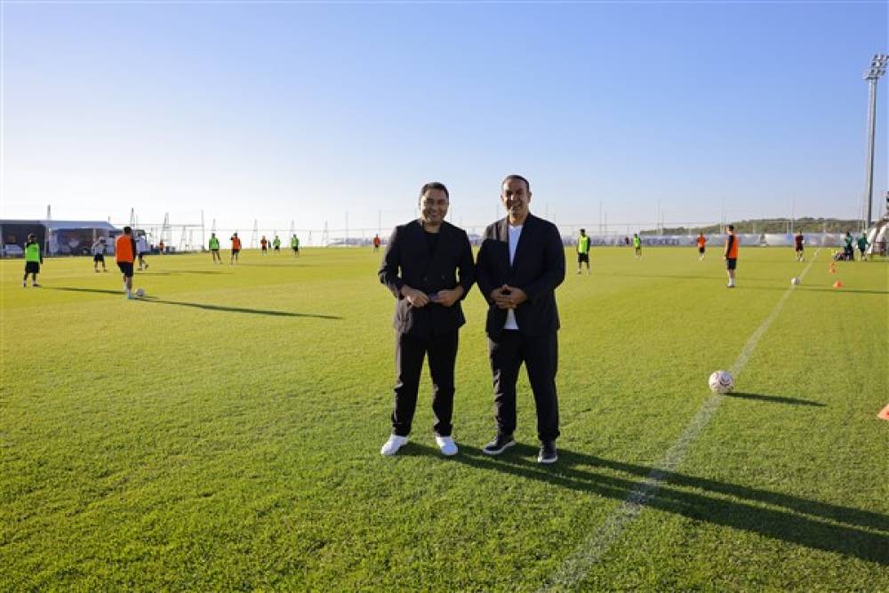 Erciyes Y&uuml;ksek İrtifa Kamp Merkezi spor d&uuml;nyasından isimleri ağırladı