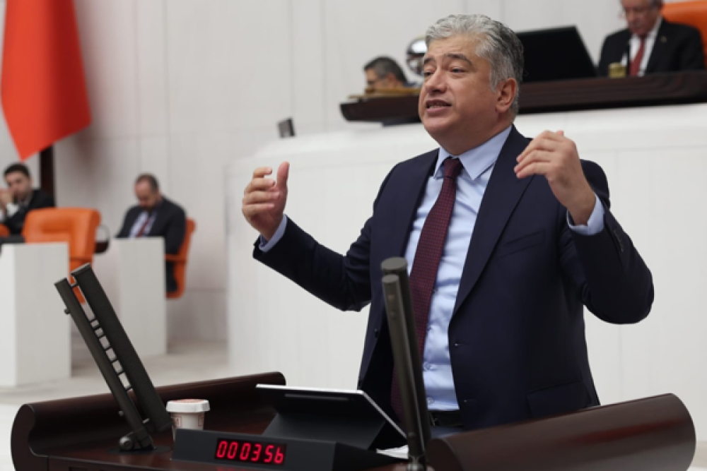 DEVA Partili Kısacık: Ekonomide gelen yıl giden yılı aratıyor haberi