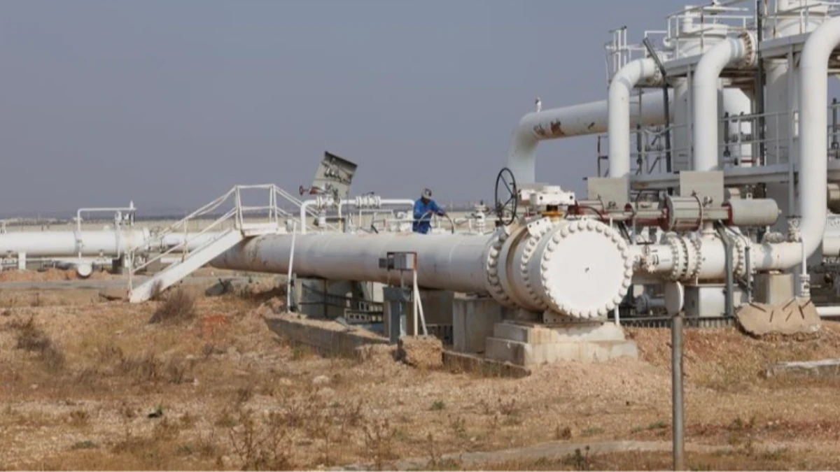 &Uuml;rd&uuml;n&rsquo;den Suriye&rsquo;ye gaz akışı yeniden başladı