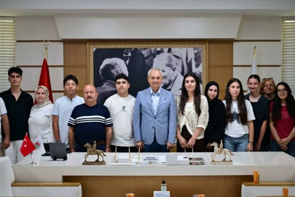 Kepez&rsquo;in eğitim kurslarından LGS ve YKS başarısı