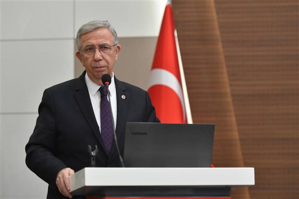 Yavaş: Mamak&rsquo;taki yangına ekiplerimizin m&uuml;dahalesi devam ediyor